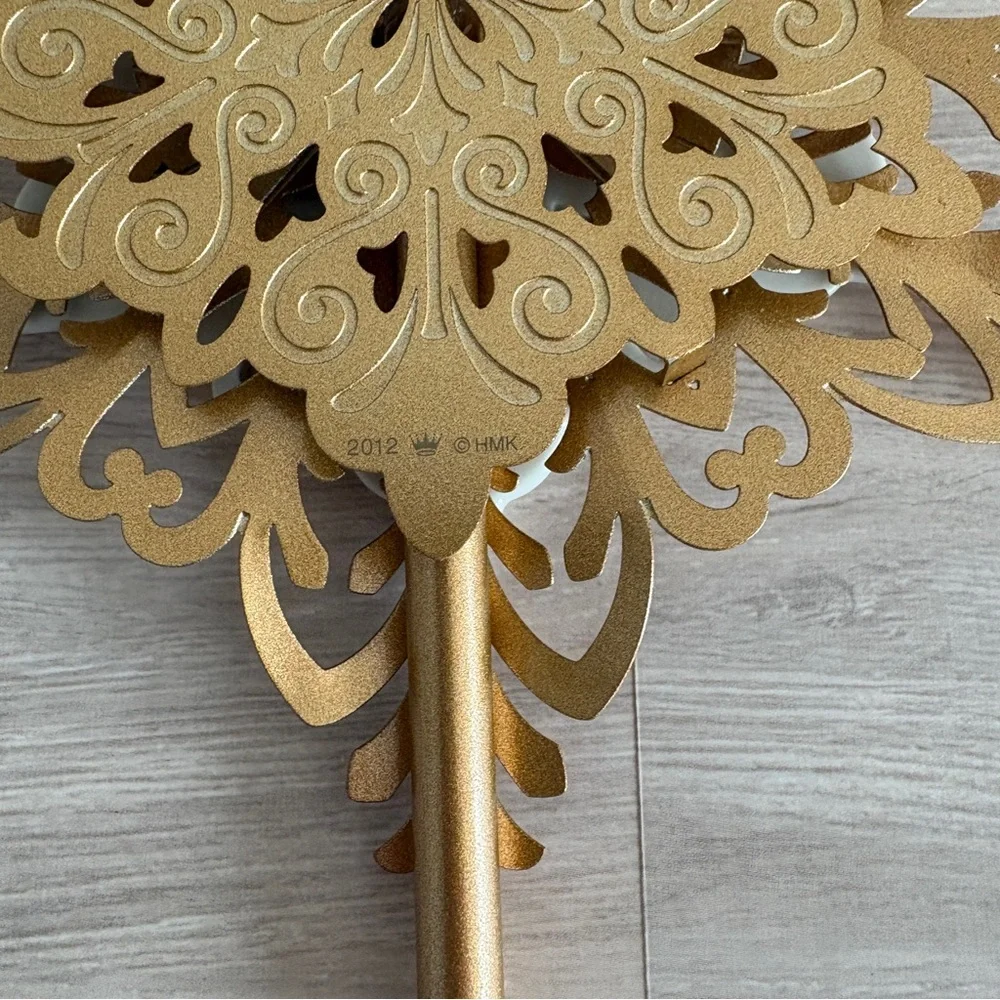 Hallmark Kerpsake Christmas Tree Snowflake Topper 2012
